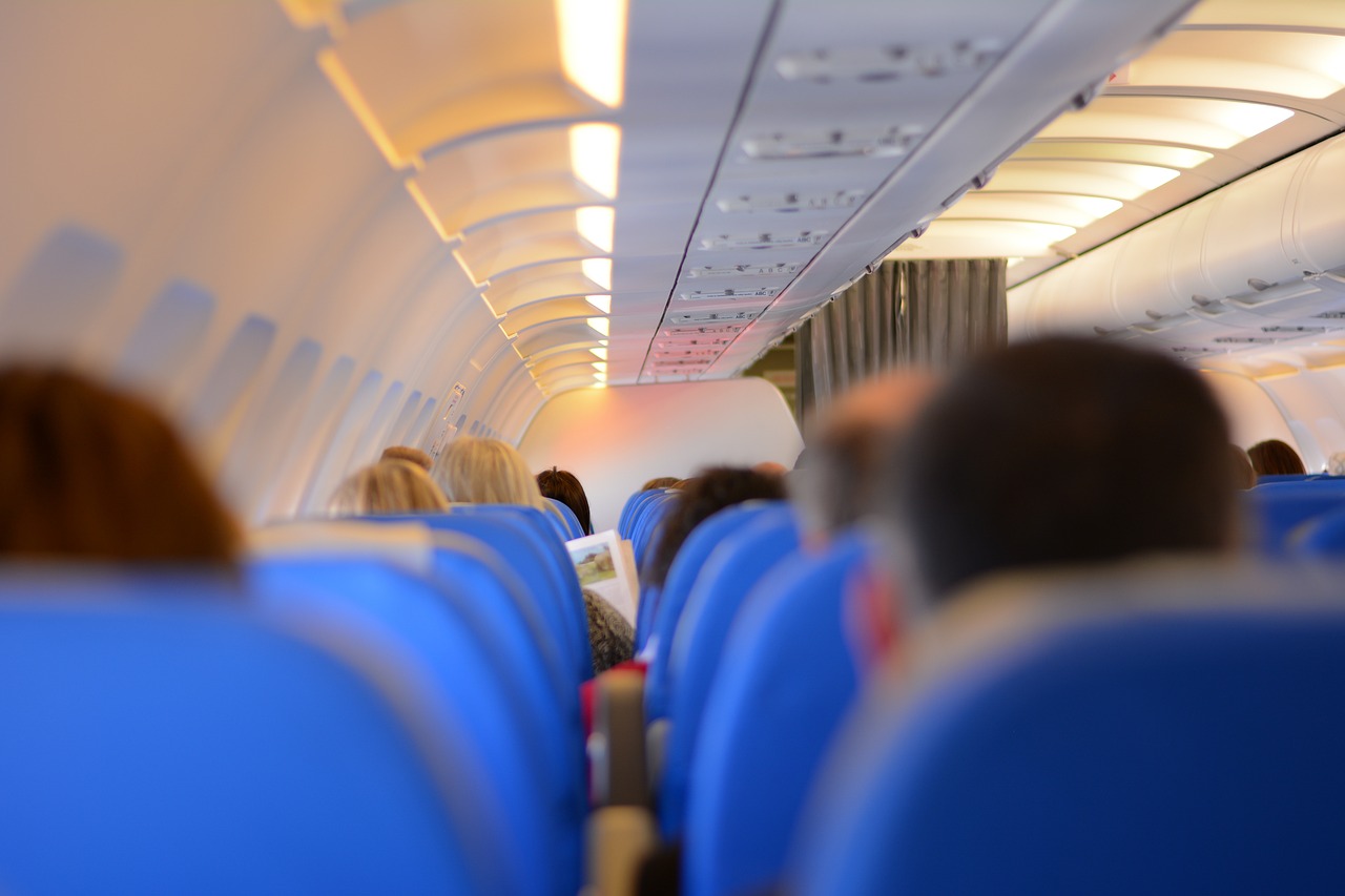 探索航空旅行的便捷之路，最新航班時(shí)刻表查詢服務(wù)助你輕松出行
