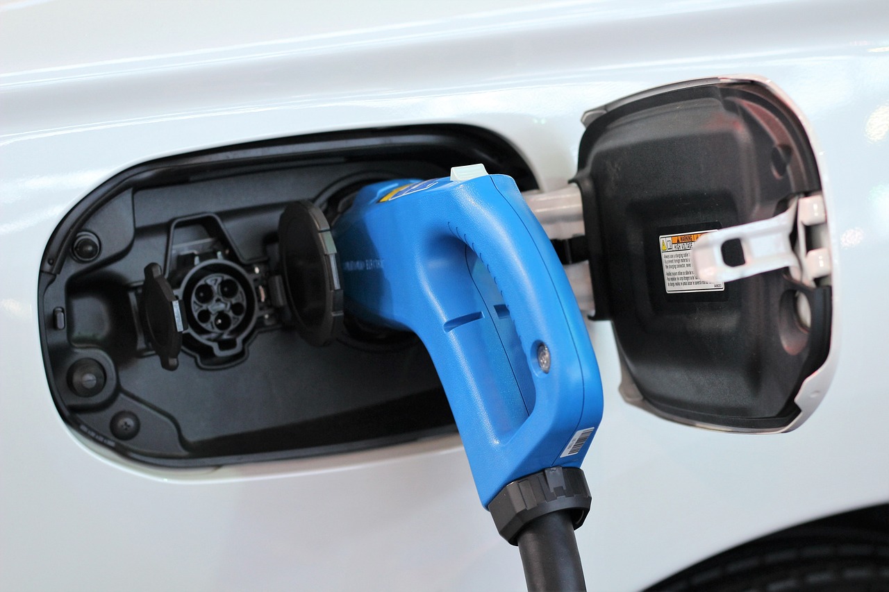 電動汽車最新政策解讀，未來趨勢與挑戰(zhàn)分析