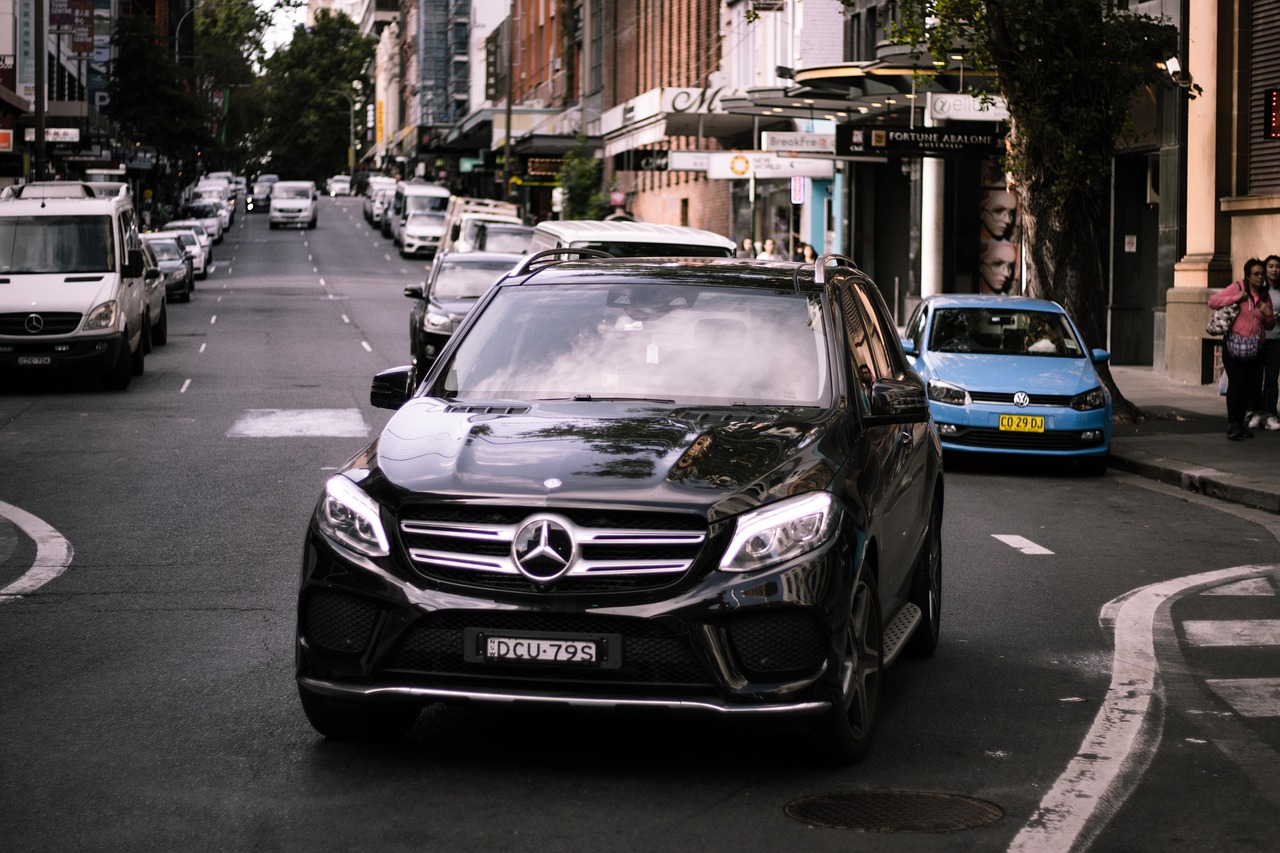邁威SUV 7座新車(chē)視頻，啟程無(wú)限可能，探索未來(lái)之旅