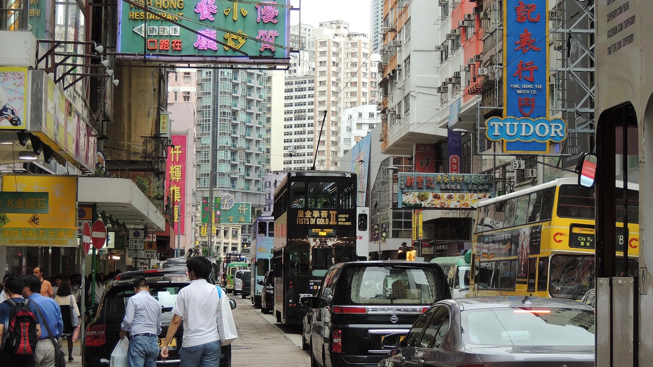 香港電視劇，經(jīng)典與現(xiàn)代交融的魅力展現(xiàn)