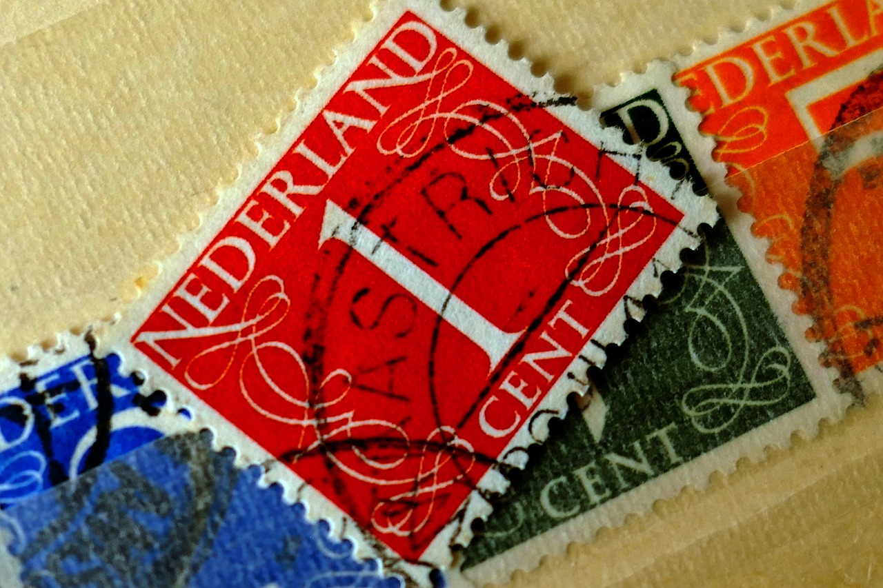 郵票年冊(cè)歷年價(jià)格概覽，歷年郵票年冊(cè)價(jià)格一覽表